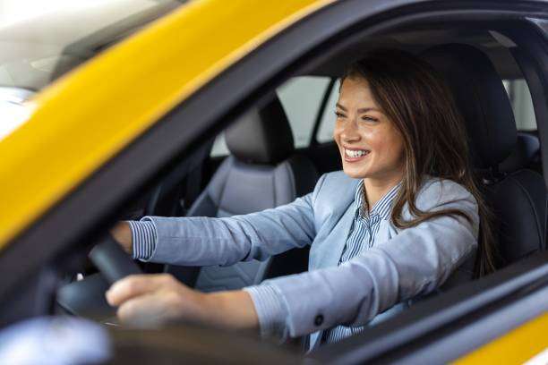 achat voiture d'occasion essai routier vendeur concessionnaire