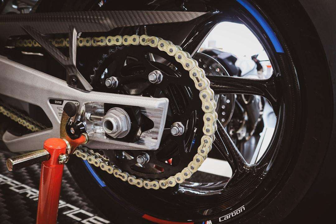 Kit chaîne DID VX (X-ring) : La référence polyvalente route et sport-touring
