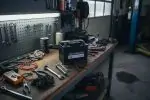 Batterie de voiture sans permis : guide complet